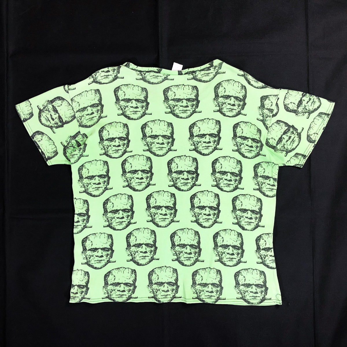 T-SHIRT) 1990'S MADE IN USA D.BROOKS FRANKENSTEIN ALL OVER PRINT T