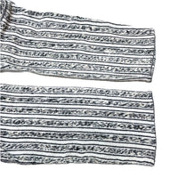 (VINTAGE) UNKNOWN STRIPED PATTERN BAJA HOODIE WITH BIG HOOD