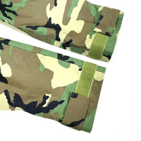 (VINTAGE) 1996 US ARMY ECWCS WOODLAND CAMOUFLAGE PATTERN GORE TEX HOODED JACKET