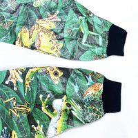 (VINTAGE) DEAD STOCK NEW 1990'S～ Pride PRODUCTS INC FROG PATTERN ALL OVER PRINT TYVEK PAPER JACKET
