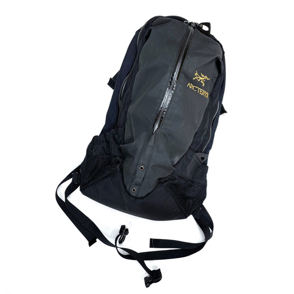 (OTHER) ARC'TERYX ARRO BACKPACK AS IS