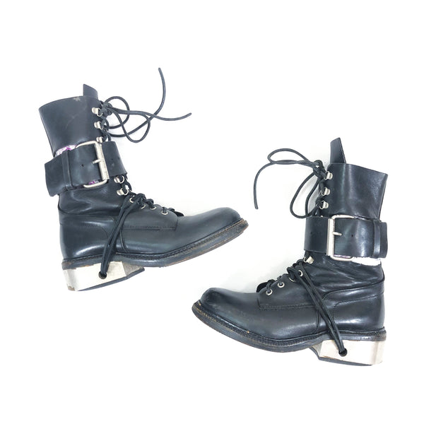 1990'S MADE IN BELGIUM DIRK BIKKEMBERGS 11 HOLES BELTED LACED UP LEATHER BOOTS