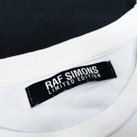 (DESIGNERS) 2010 MADE IN PORTUGAL RAF SIMONS LIMITED EDITION PRINT T-SHIRT